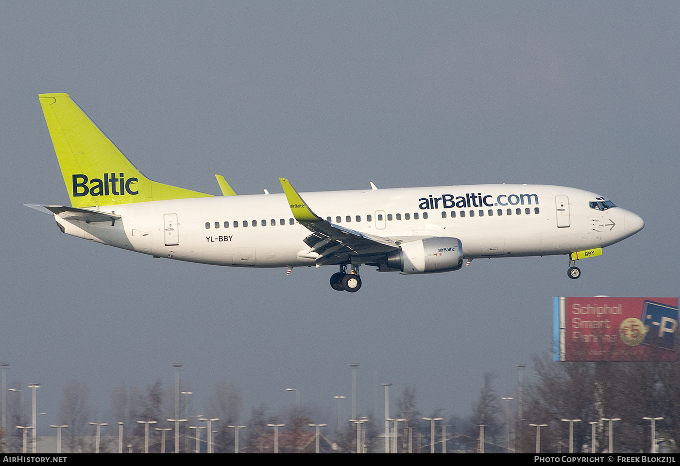 Aircraft Photo of YL-BBY | Boeing 737-36Q | AirBaltic | AirHistory.net #429215