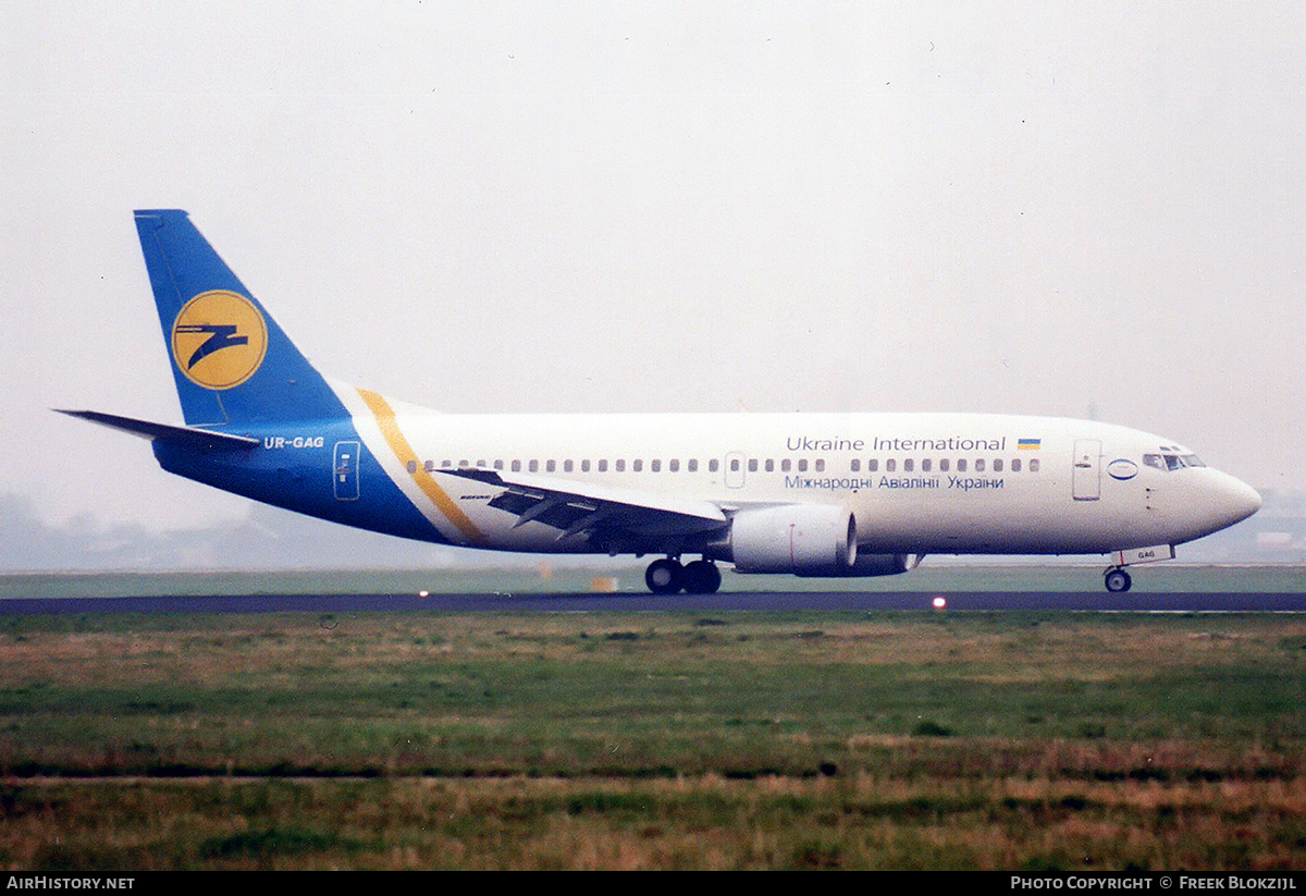 Aircraft Photo of UR-GAG | Boeing 737-35B | Ukraine International Airlines | AirHistory.net #429246