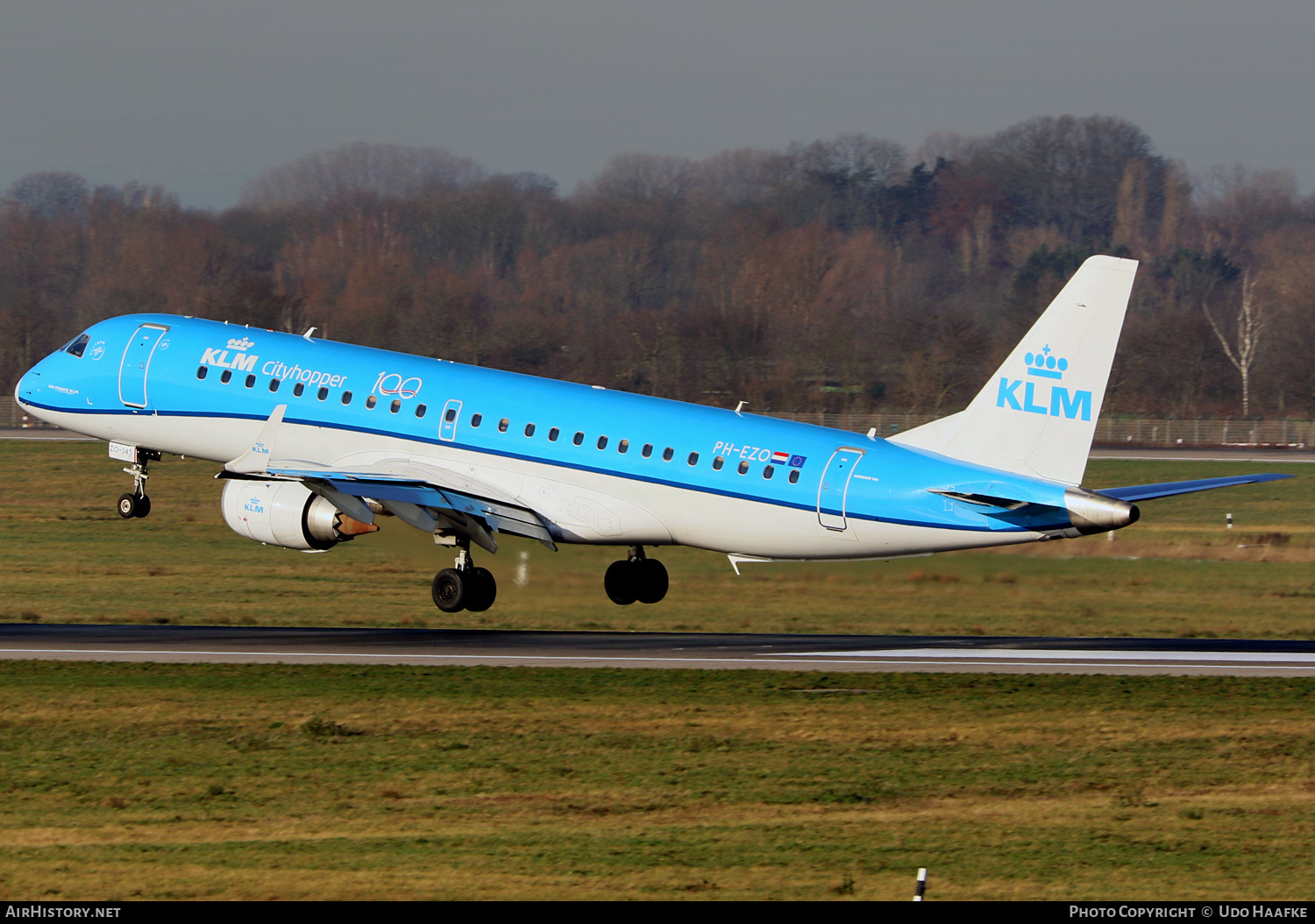 Aircraft Photo of PH-EZO | Embraer 190STD (ERJ-190-100STD) | KLM Cityhopper | AirHistory.net #429292