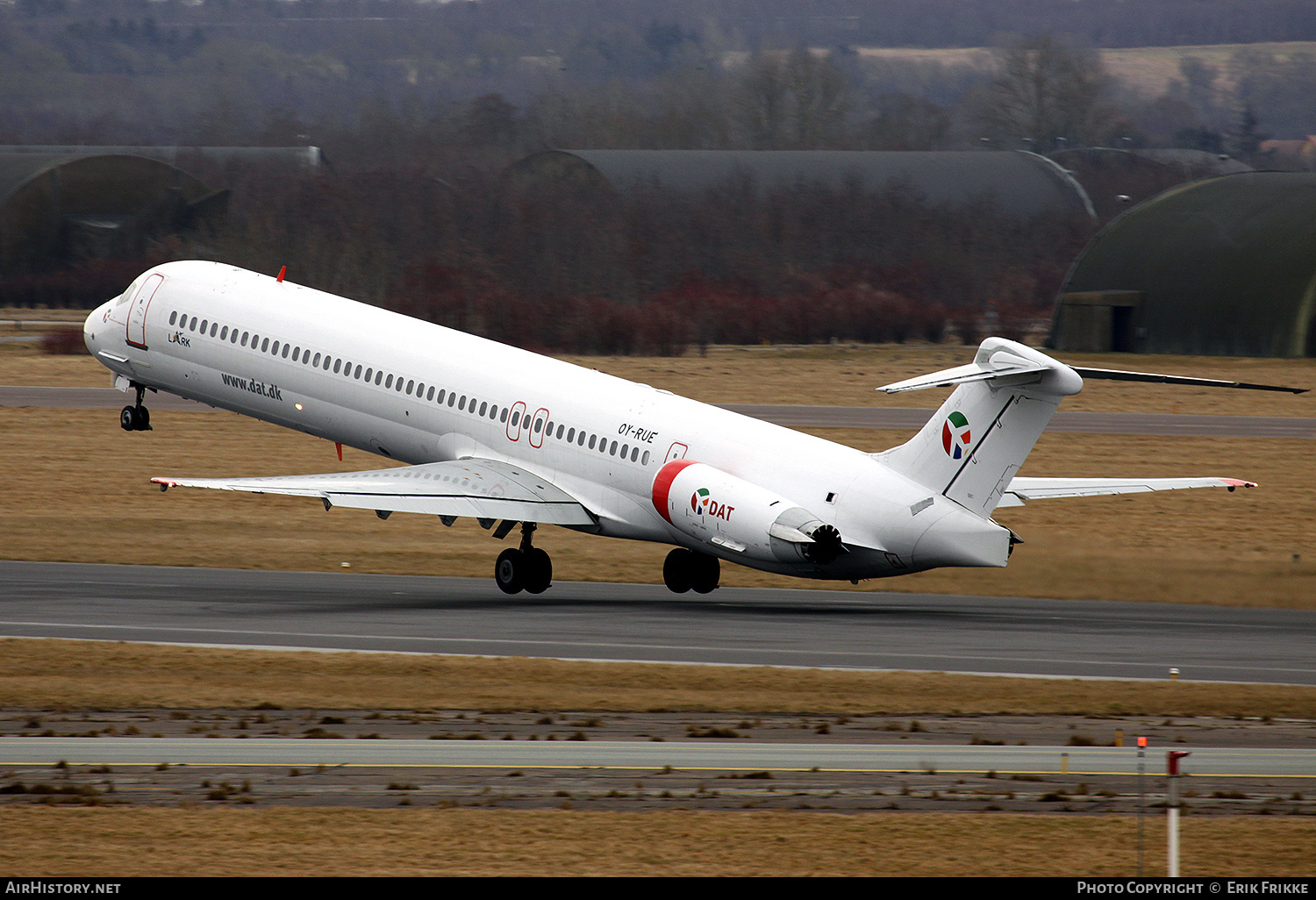 Aircraft Photo of OY-RUE | McDonnell Douglas MD-83 (DC-9-83) | Danish Air Transport - DAT | AirHistory.net #429404