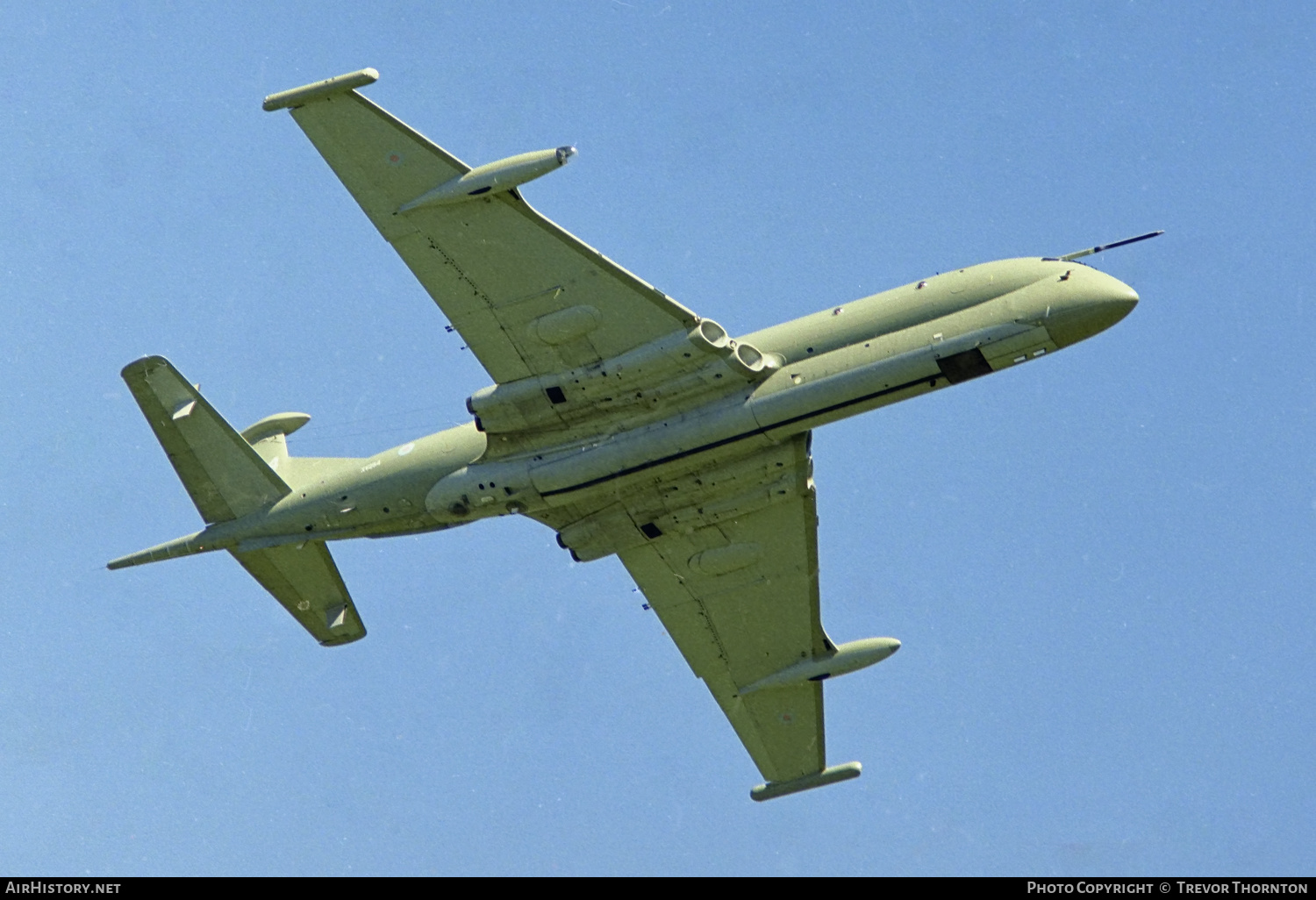 Aircraft Photo of XV254 | Hawker Siddeley Nimrod MR2P | UK - Air Force | AirHistory.net #429465
