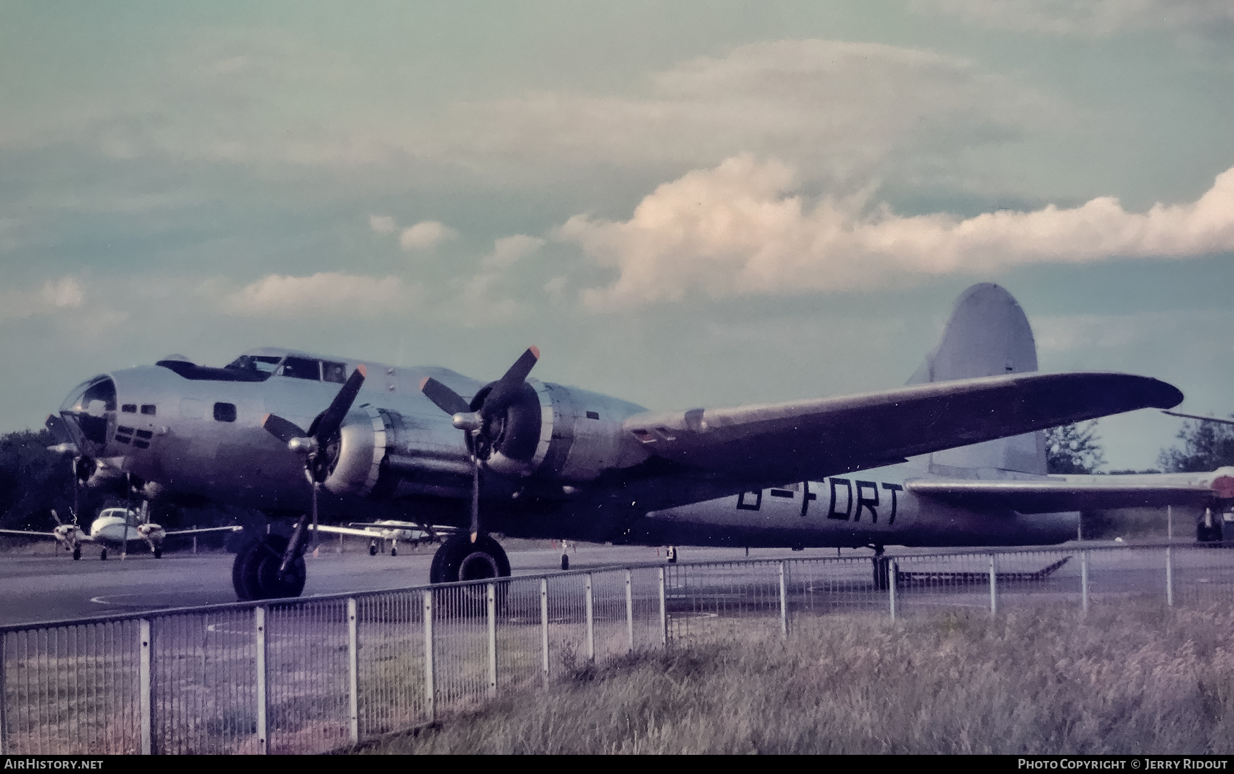 Aircraft Photo of G-FORT | Boeing B-17G Flying Fortress | AirHistory.net #429571