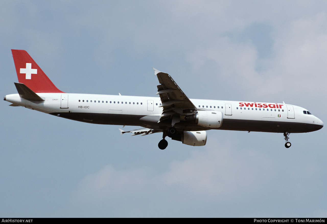 Aircraft Photo of HB-IOC | Airbus A321-111 | Swissair | AirHistory.net #429581
