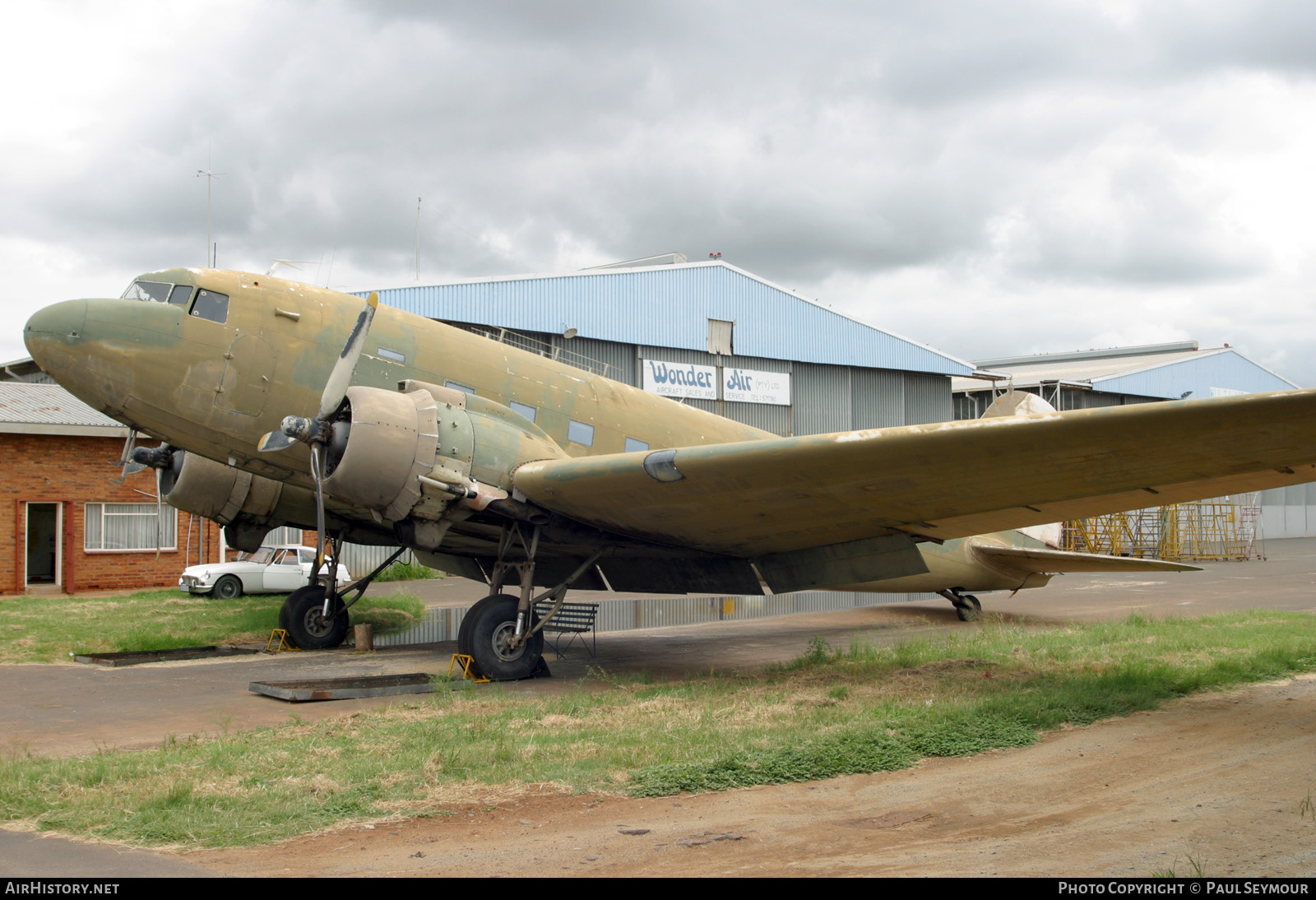 Aircraft Photo of 7039 | Douglas C-47B Dakota Mk.4 | Zimbabwe - Air Force | AirHistory.net #429607