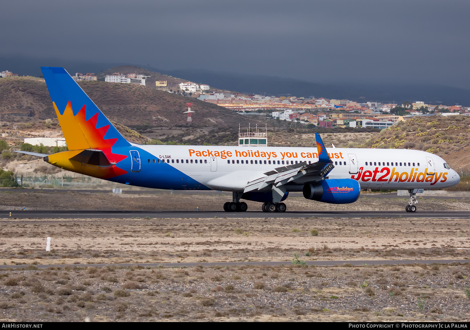 Aircraft Photo of G-LSAK | Boeing 757-23N | Jet2 Holidays | AirHistory.net #429612