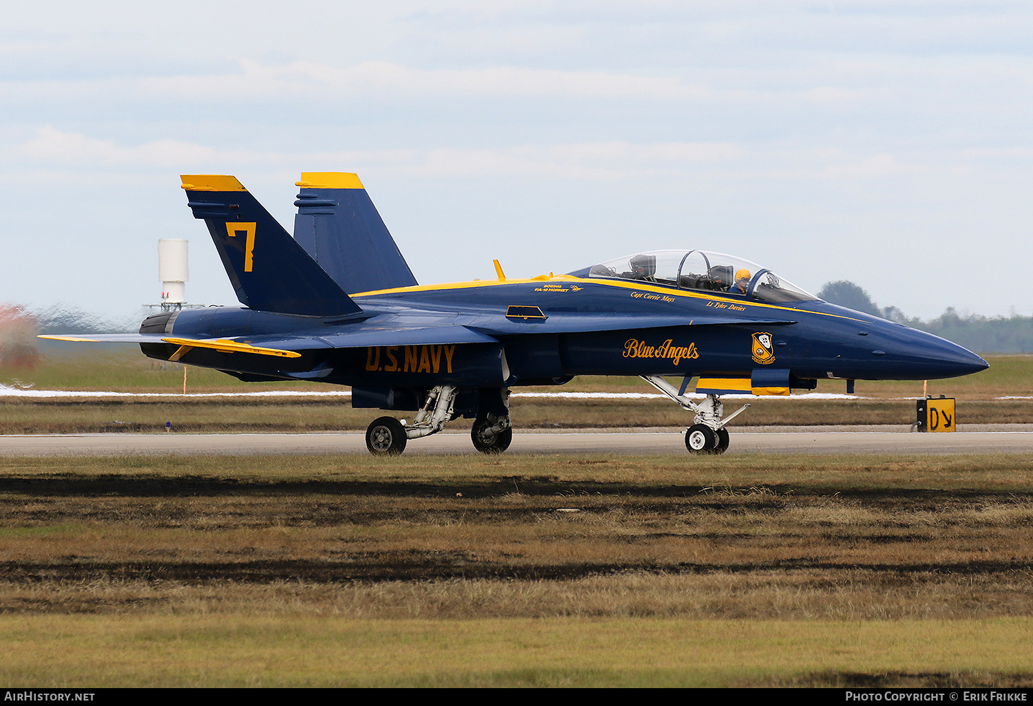 Aircraft Photo of 163464 | McDonnell Douglas F/A-18D Hornet | USA - Navy | AirHistory.net #429647