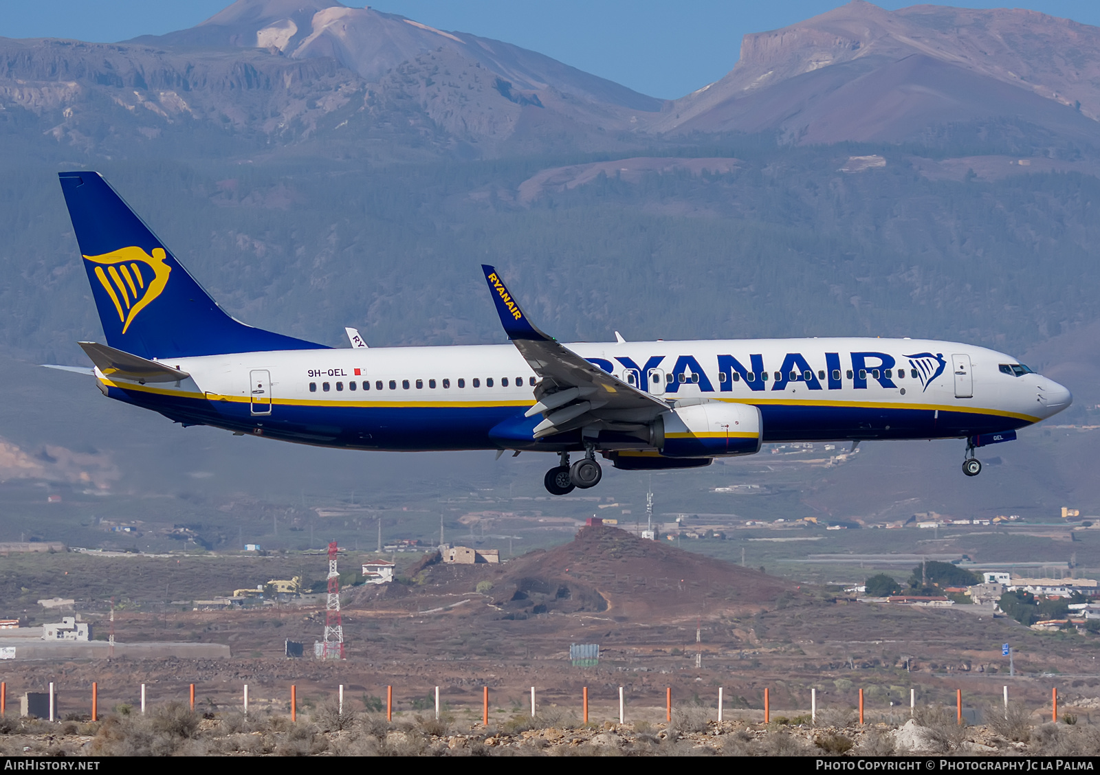 Aircraft Photo of 9H-QEL | Boeing 737-800 | Ryanair | AirHistory.net #429761