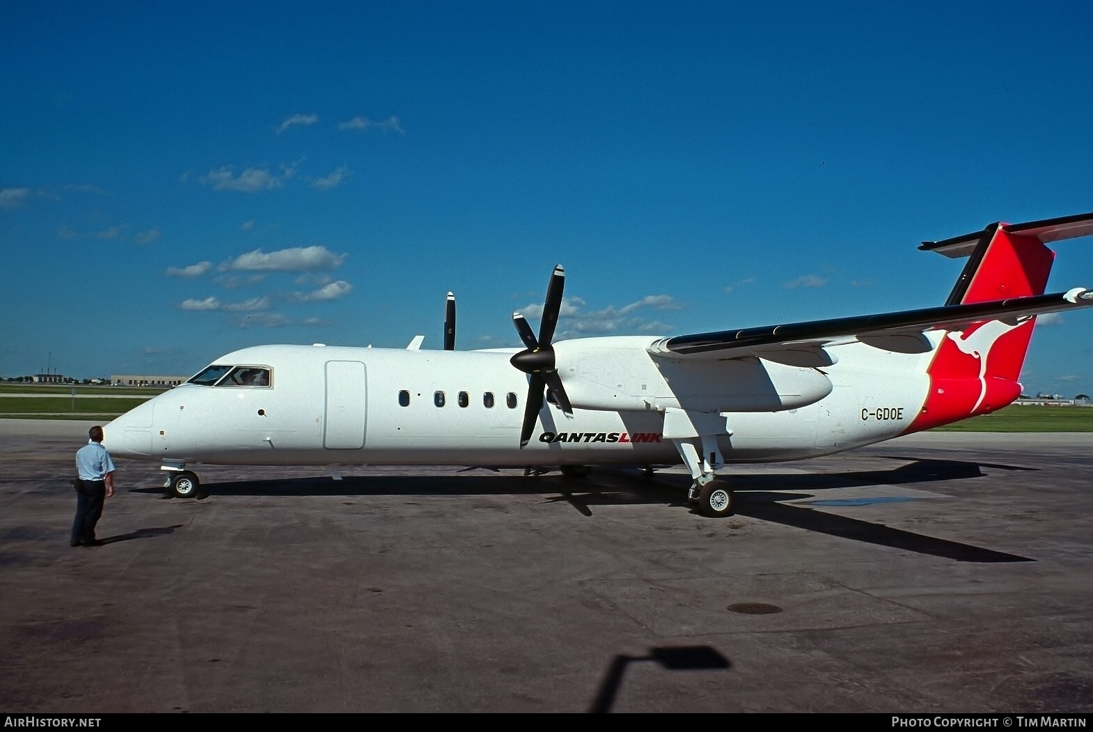 Aircraft Photo of C-GDOE | Bombardier DHC-8-315Q Dash 8 | QantasLink | AirHistory.net #429837