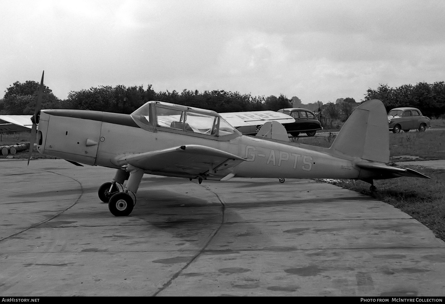 Aircraft Photo of G-APTS | De Havilland DHC-1 Chipmunk Mk22A | AirHistory.net #429855