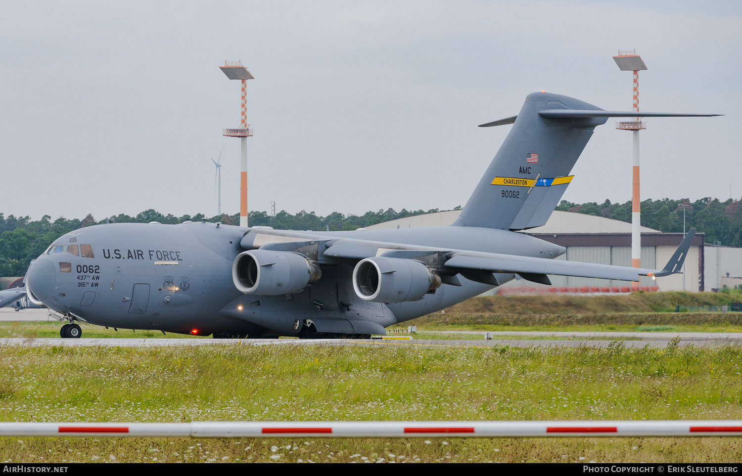 Aircraft Photo of 99-0062 / 90062 | Boeing C-17A Globemaster III | USA - Air Force | AirHistory.net #429873