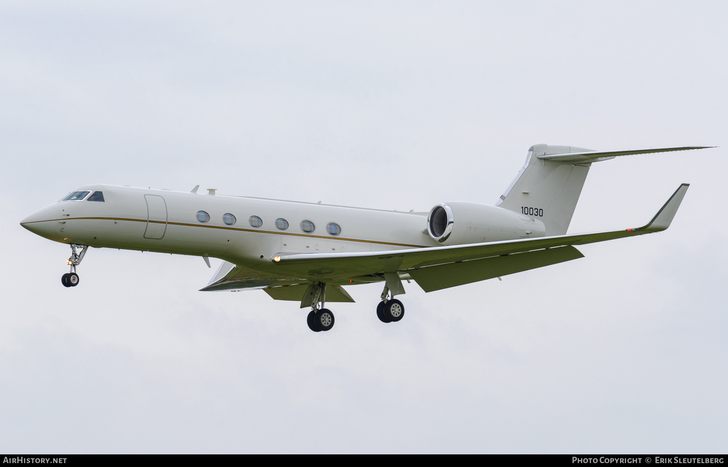 Aircraft Photo of 01-0030 / 10030 | Gulfstream Aerospace C-37A Gulfstream V (G-V) | USA - Air Force | AirHistory.net #429906