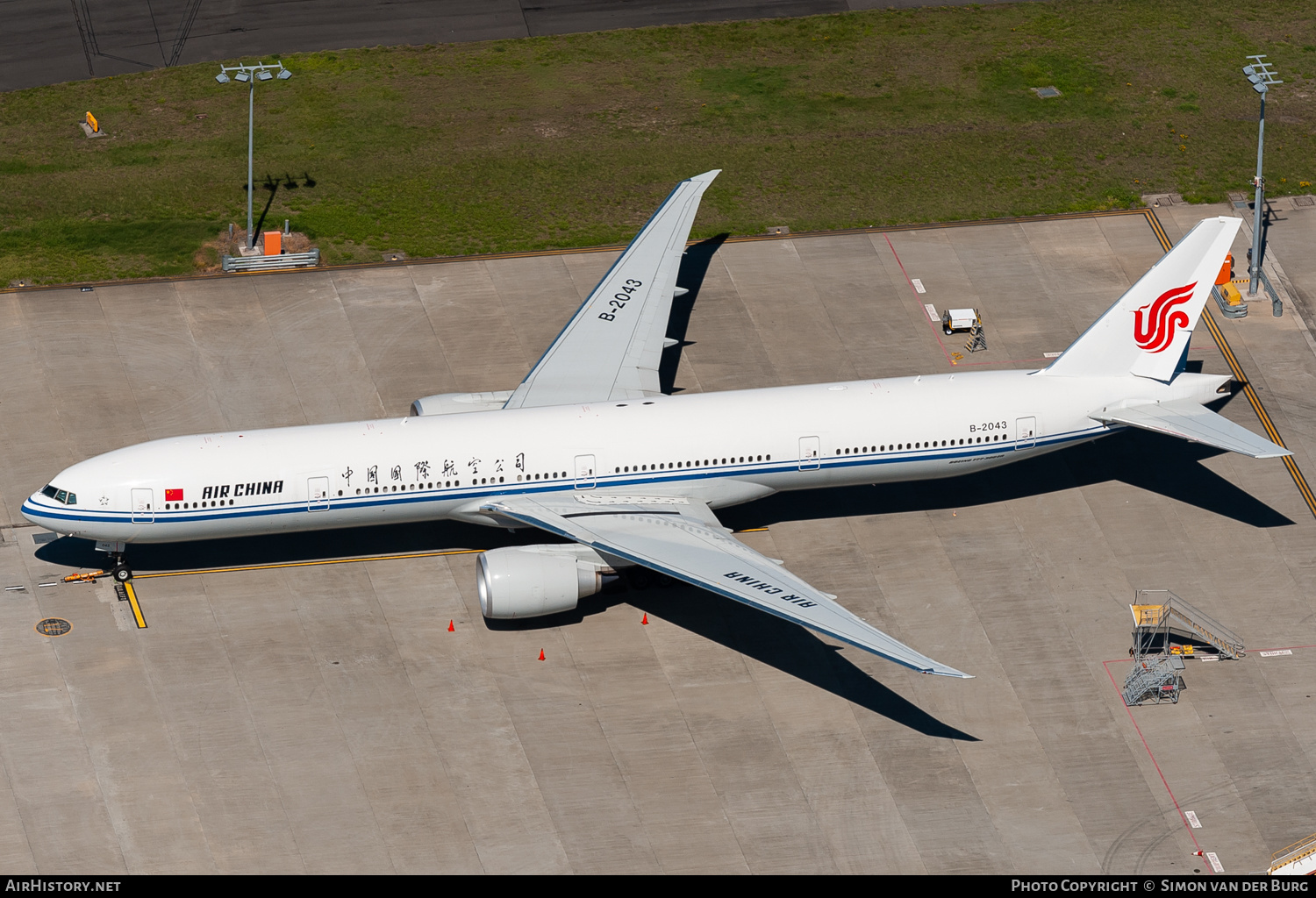 Aircraft Photo of B-2043 | Boeing 777-39L/ER | Air China | AirHistory.net #429907