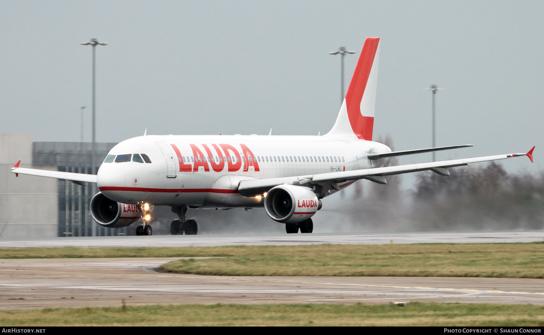 Aircraft Photo of 9H-LMC | Airbus A320-214 | Lauda | AirHistory.net #429994