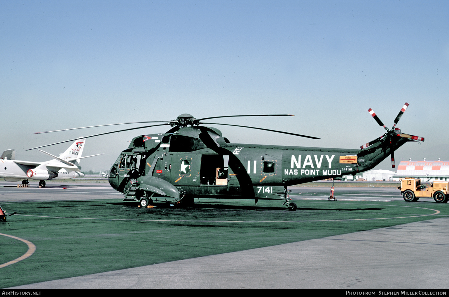 Aircraft Photo of 147141 / 7141 | Sikorsky UH-3A Sea King (S-61B) | USA - Navy | AirHistory.net #430022