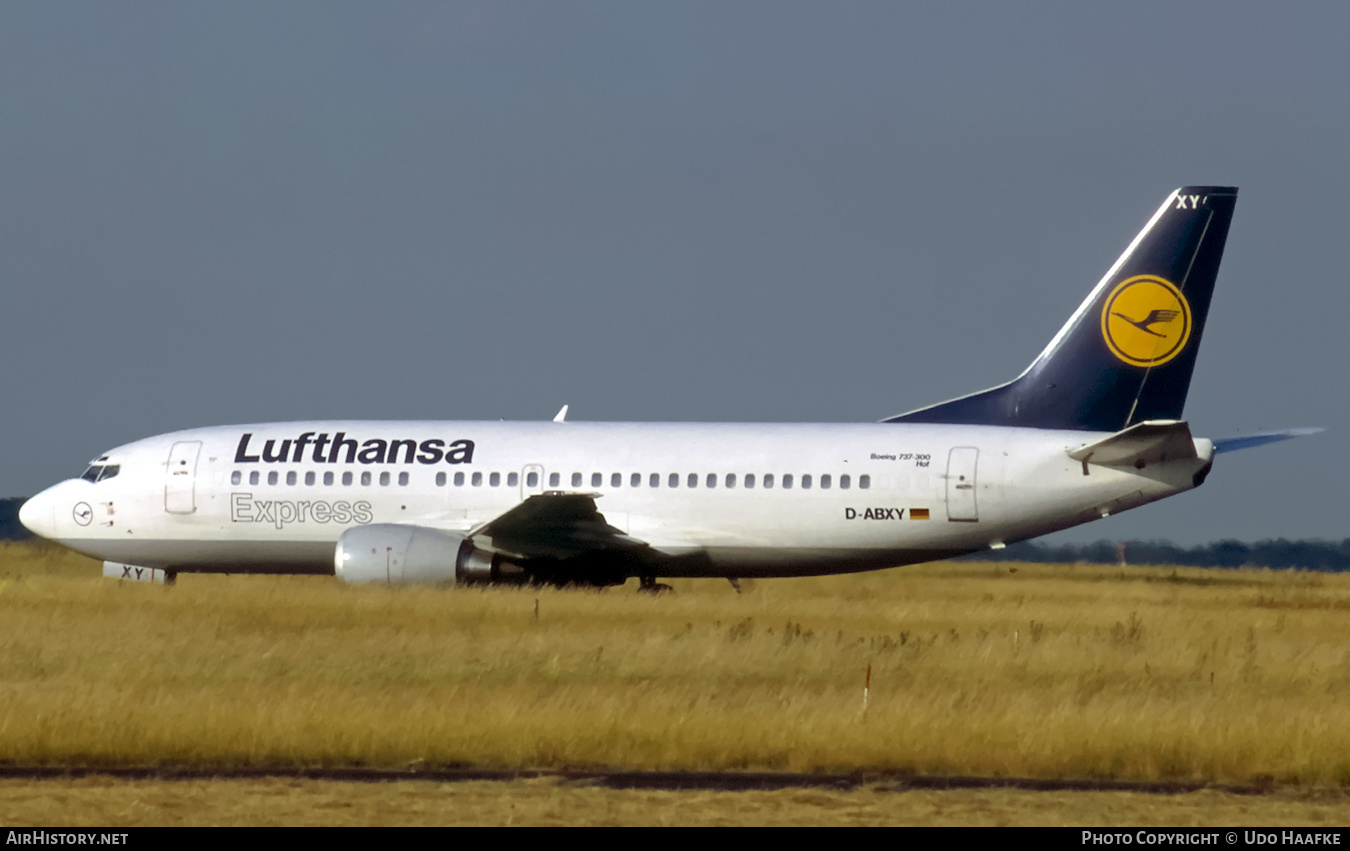 Aircraft Photo of D-ABXY | Boeing 737-330 | Lufthansa Express | AirHistory.net #430050