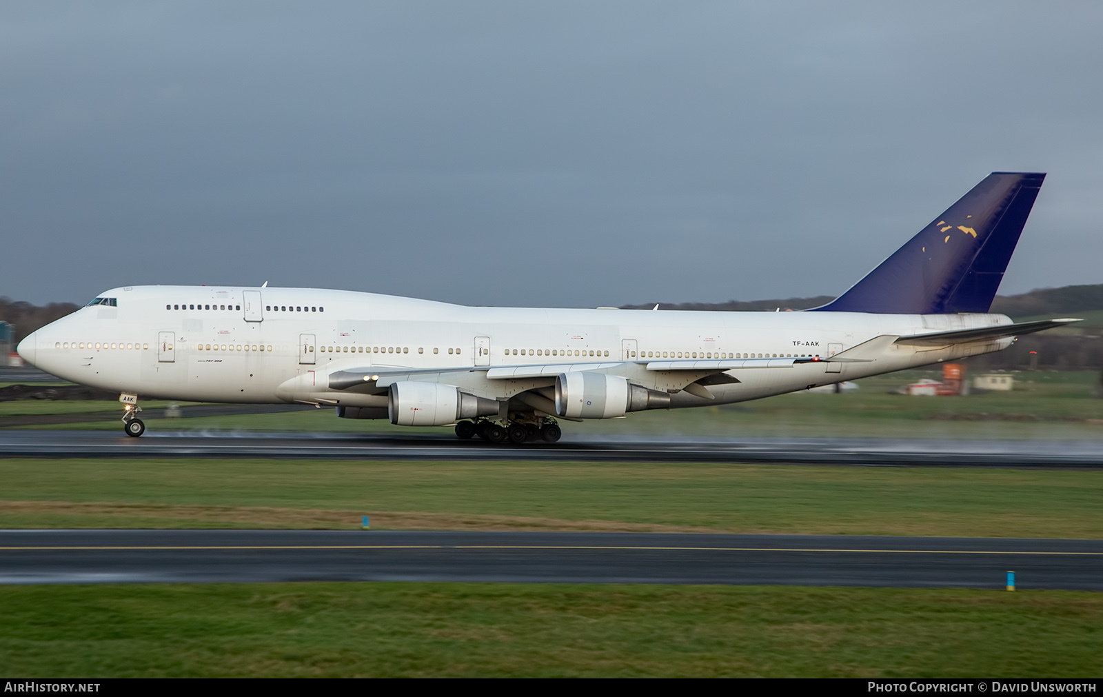 Aircraft Photo of TF-AAK | Boeing 747-428 | AirHistory.net #430163