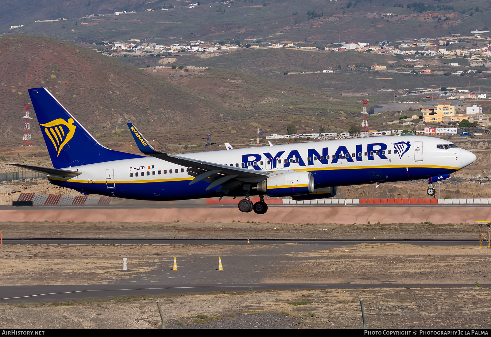 Aircraft Photo of EI-EFD | Boeing 737-8AS | Ryanair | AirHistory.net #430224