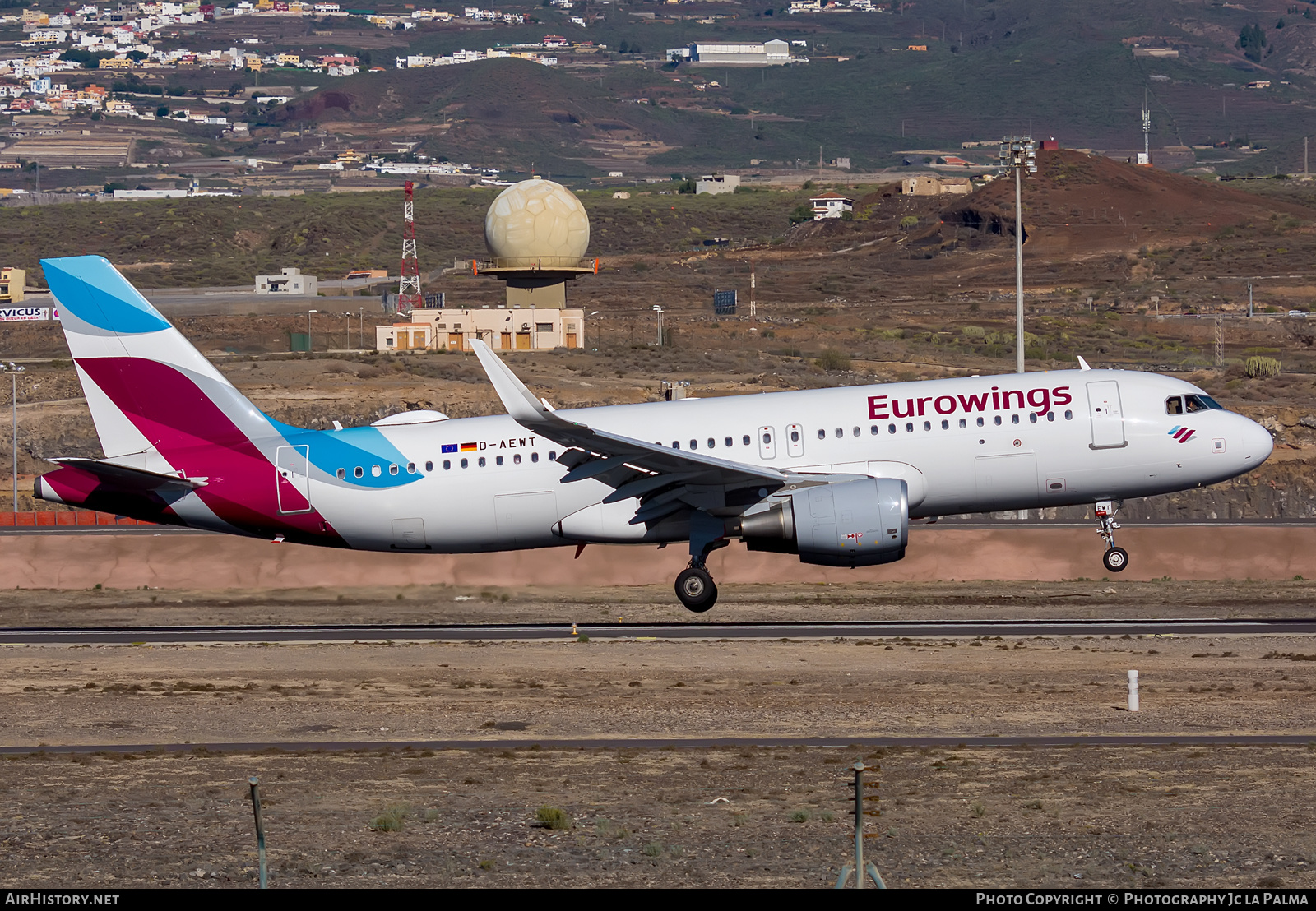 Aircraft Photo of D-AEWT | Airbus A320-214 | Eurowings | AirHistory.net #430258