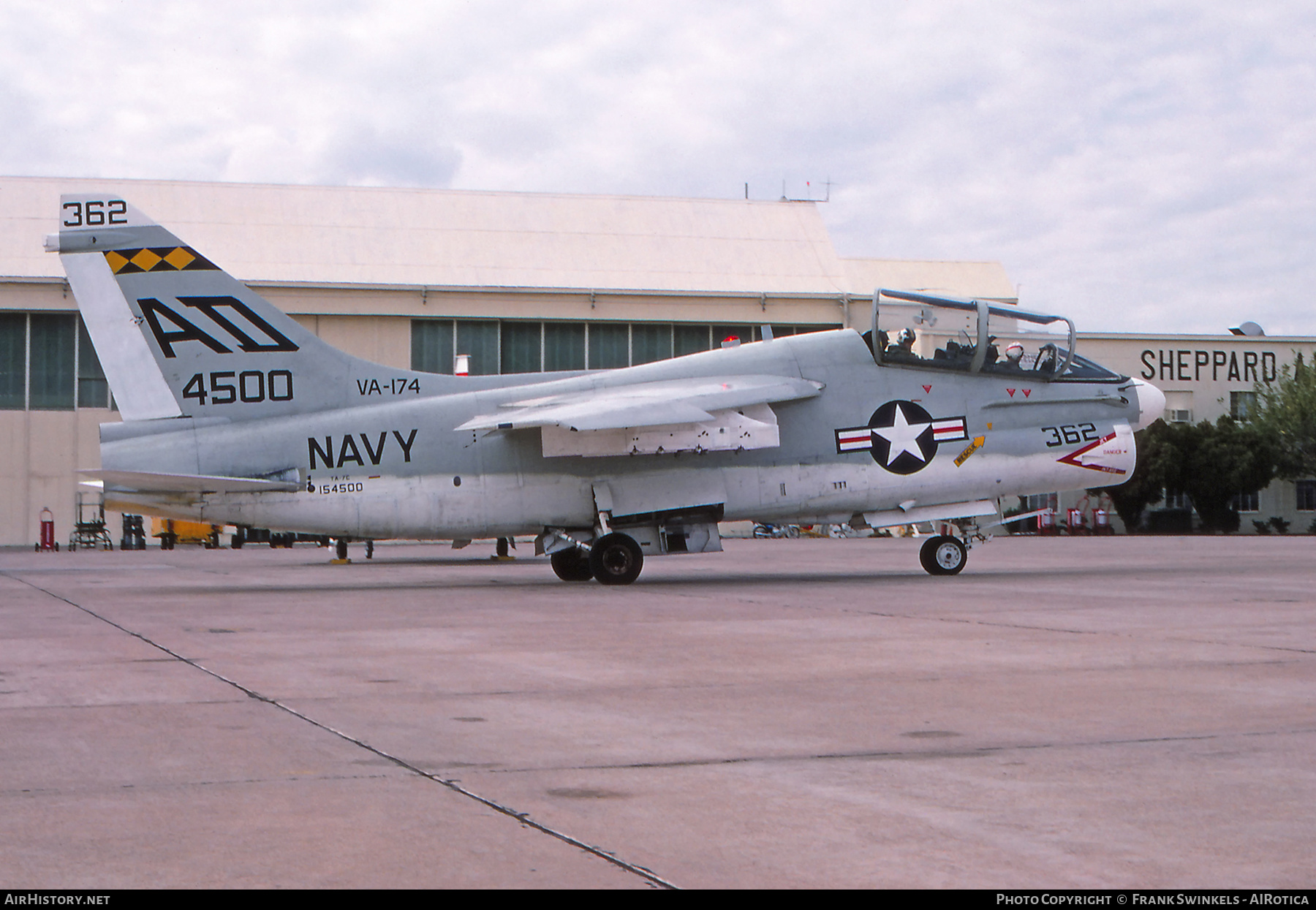 Aircraft Photo of 154500 / 4500 | LTV TA-7C Corsair II | USA - Navy | AirHistory.net #430276