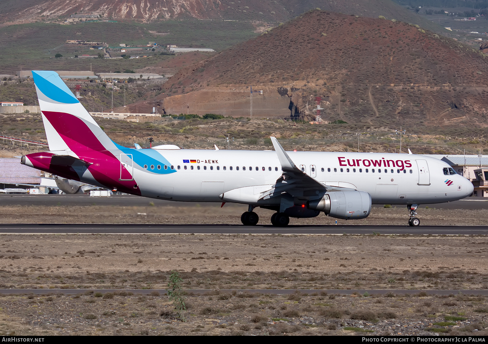 Aircraft Photo of D-AEWK | Airbus A320-214 | Eurowings | AirHistory.net #430292