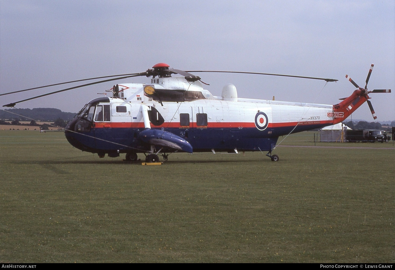 Aircraft Photo of XV370 | Sikorsky S-61D-2 Sea King | UK - Air Force | AirHistory.net #430299