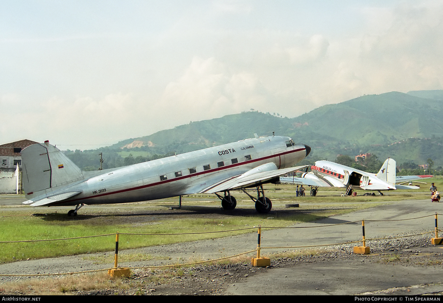 Aircraft Photo of HK-3199 | Douglas C-47D Skytrain | COSTA - Compañía Sinuana de Transporte Aéreo | AirHistory.net #430385