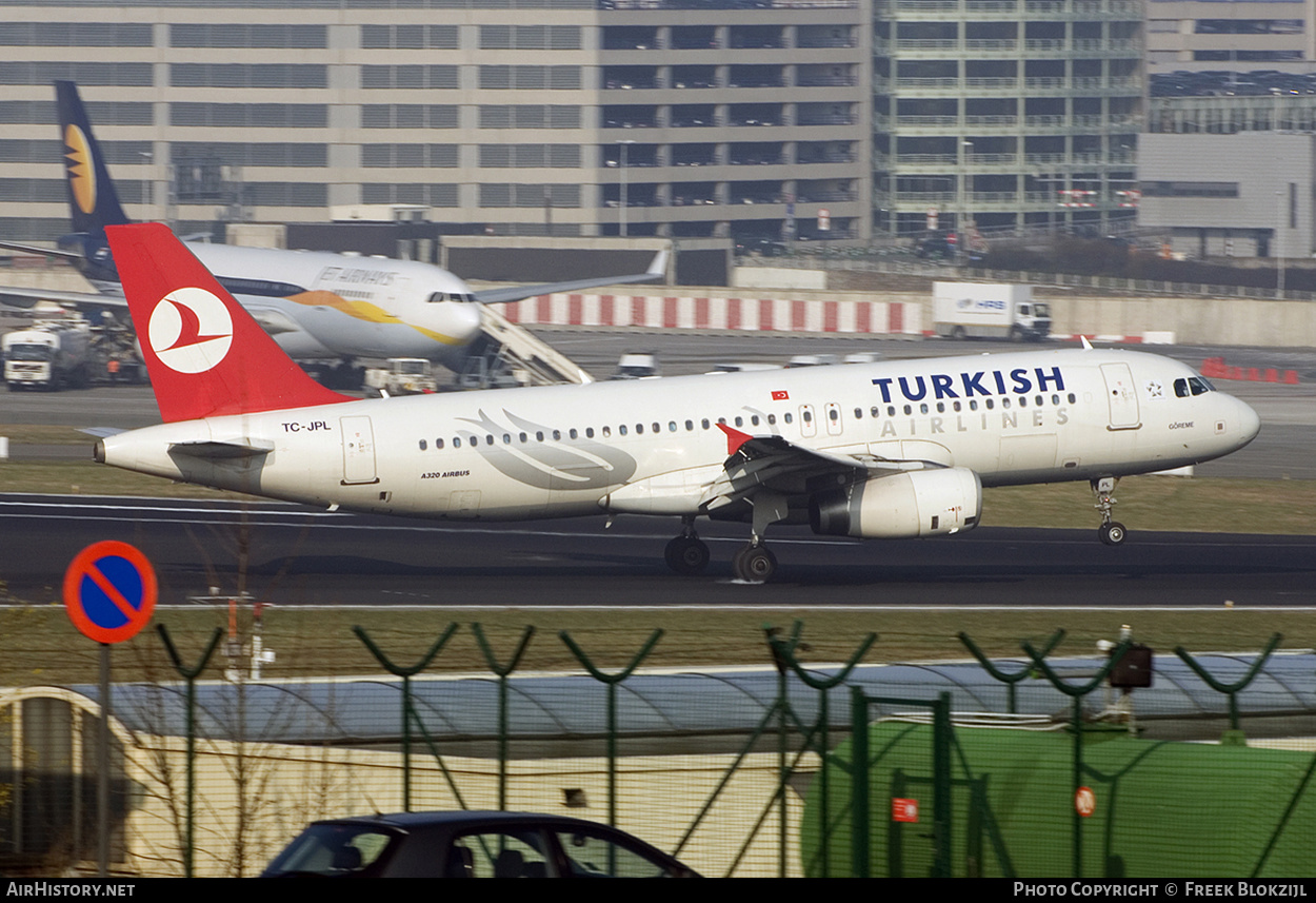 Aircraft Photo of TC-JPL | Airbus A320-232 | Turkish Airlines | AirHistory.net #430407