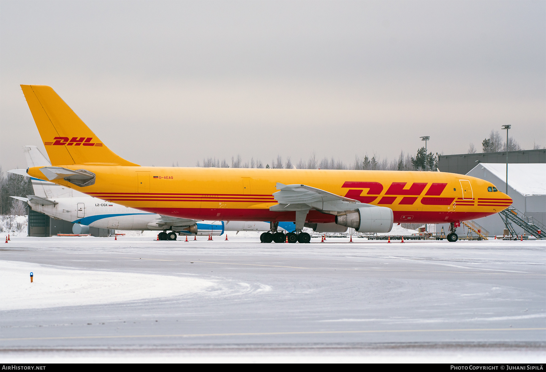 Aircraft Photo of D-AEAQ | Airbus A300B4-622R(F) | DHL International | AirHistory.net #430425