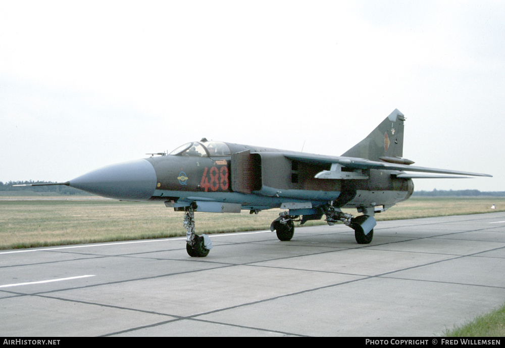 Aircraft Photo of 488 | Mikoyan-Gurevich MiG-23ML | East Germany - Air Force | AirHistory.net #430444