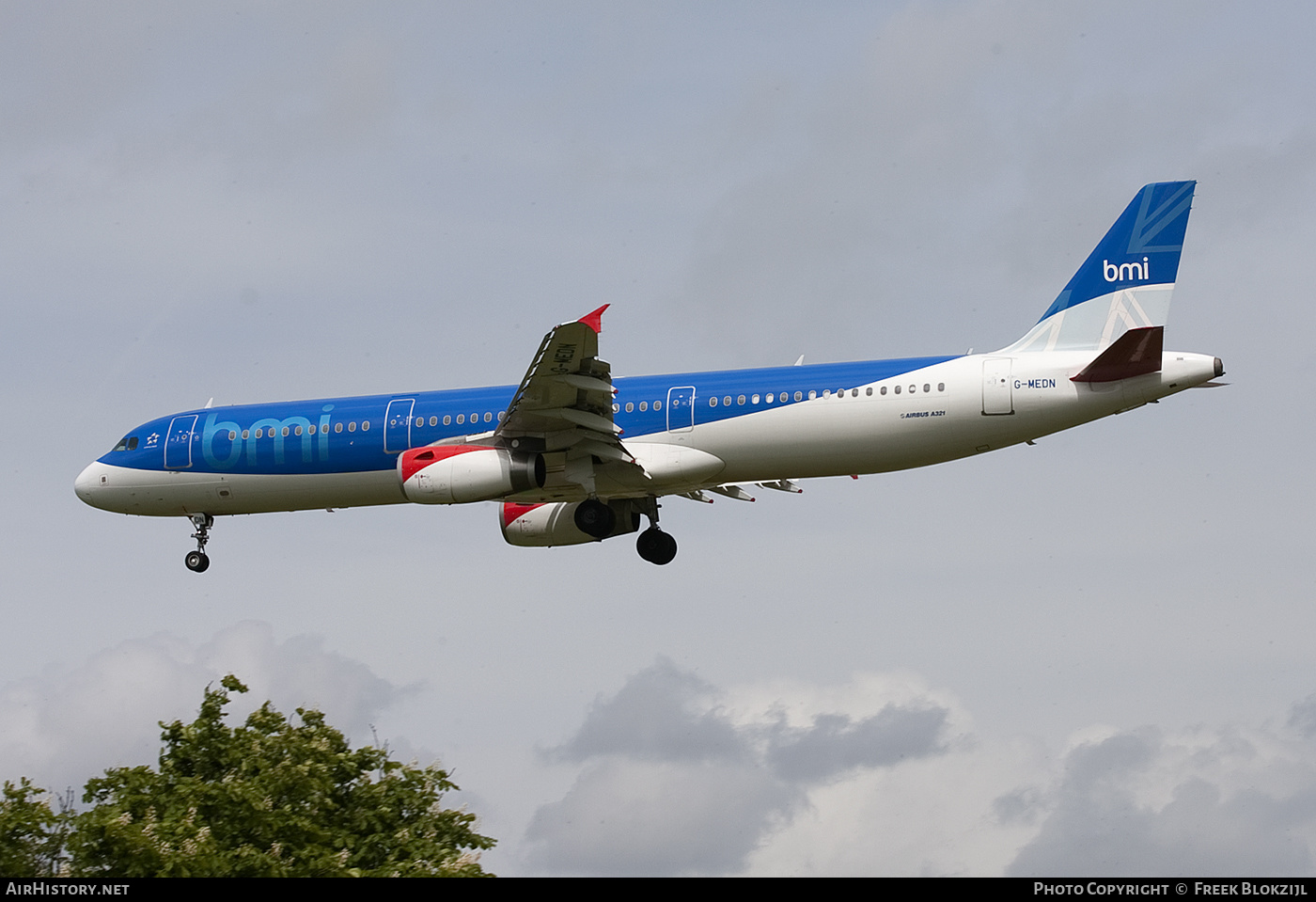 Aircraft Photo of G-MEDN | Airbus A321-231 | BMI - British Midland International | AirHistory.net #430490