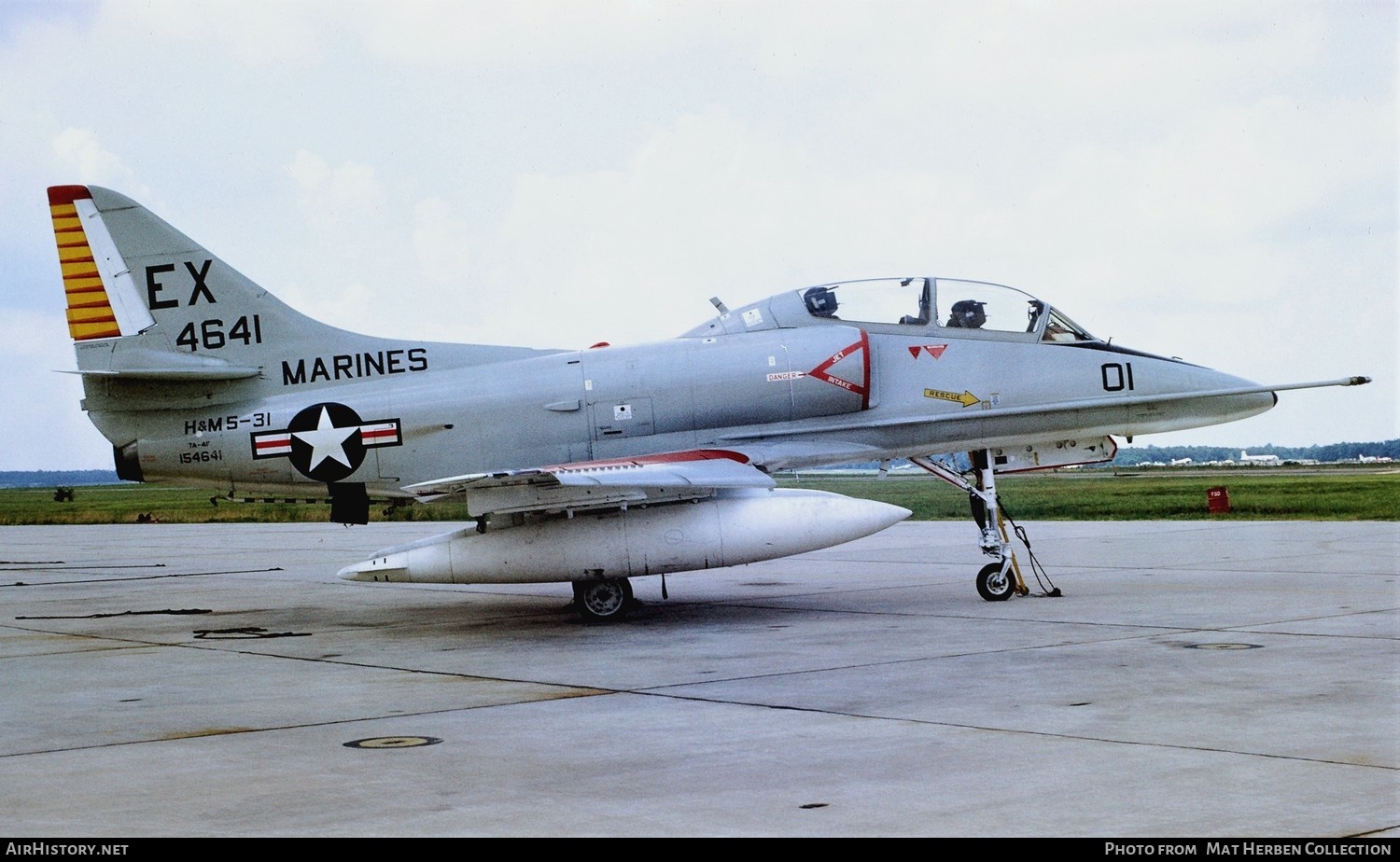 Aircraft Photo of 154641 / 4641 | Douglas TA-4F Skyhawk | USA - Marines | AirHistory.net #430495