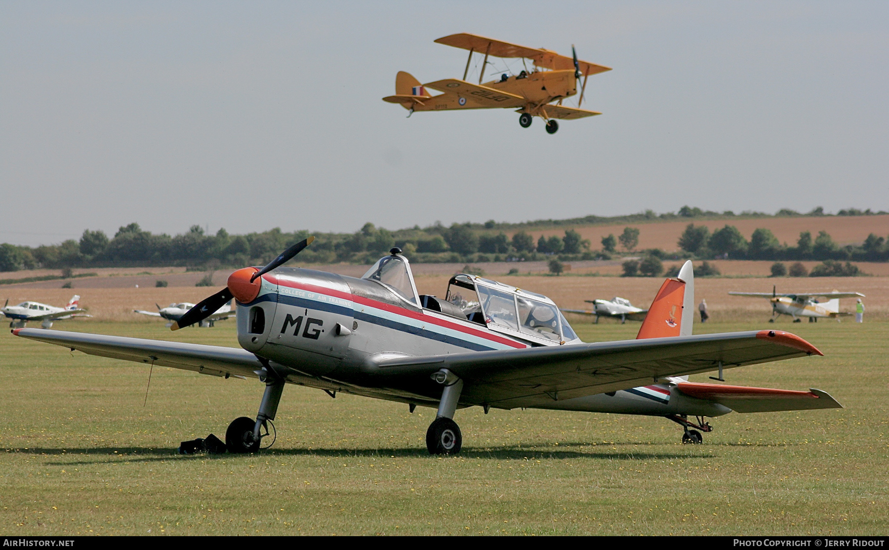 Aircraft Photo of G-ARMG | De Havilland DHC-1 Chipmunk Mk22A | AirHistory.net #430527