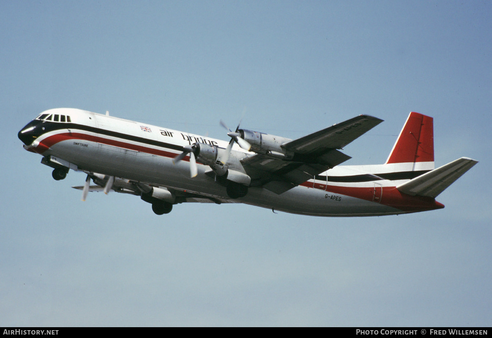 Aircraft Photo of G-APES | Vickers 953C Merchantman | Air Bridge | AirHistory.net #430674