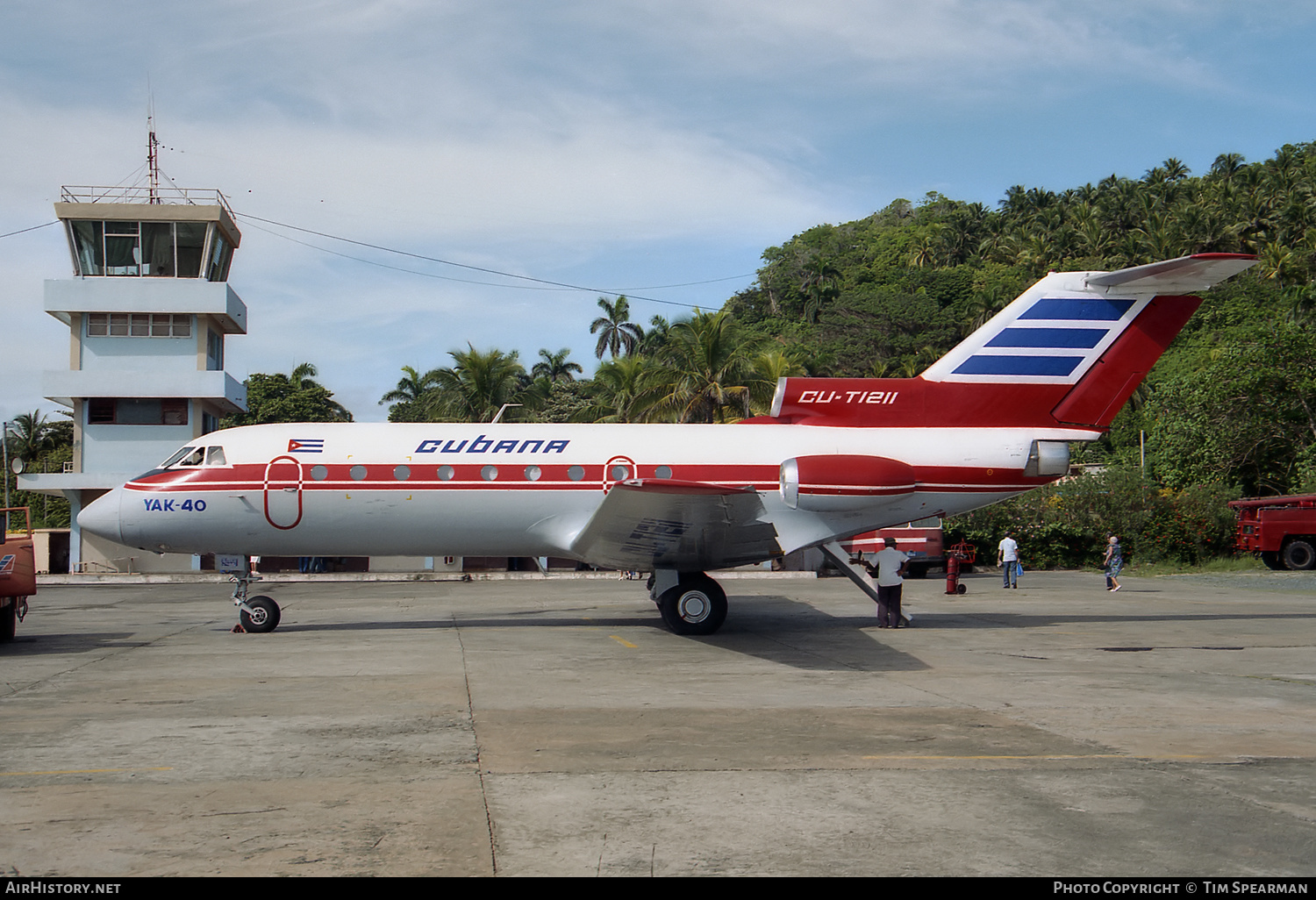 Aircraft Photo of CU-T1211 | Yakovlev Yak-40 | Cubana | AirHistory.net #430683