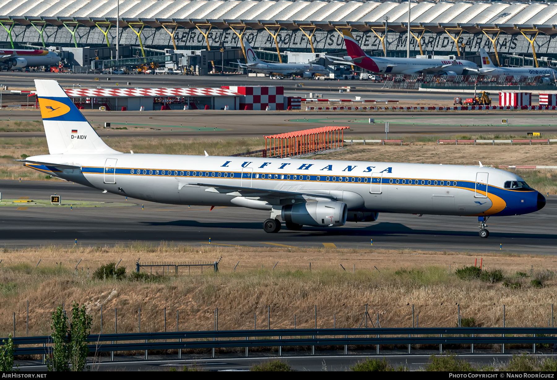 Aircraft Photo of D-AIDV | Airbus A321-231 | Lufthansa | AirHistory.net #430741