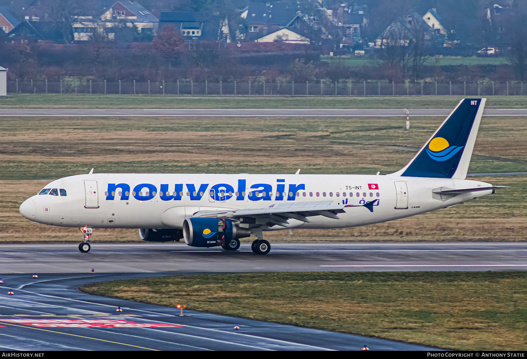 Aircraft Photo of TS-INT | Airbus A320-214 | Nouvelair Tunisie | AirHistory.net #430786