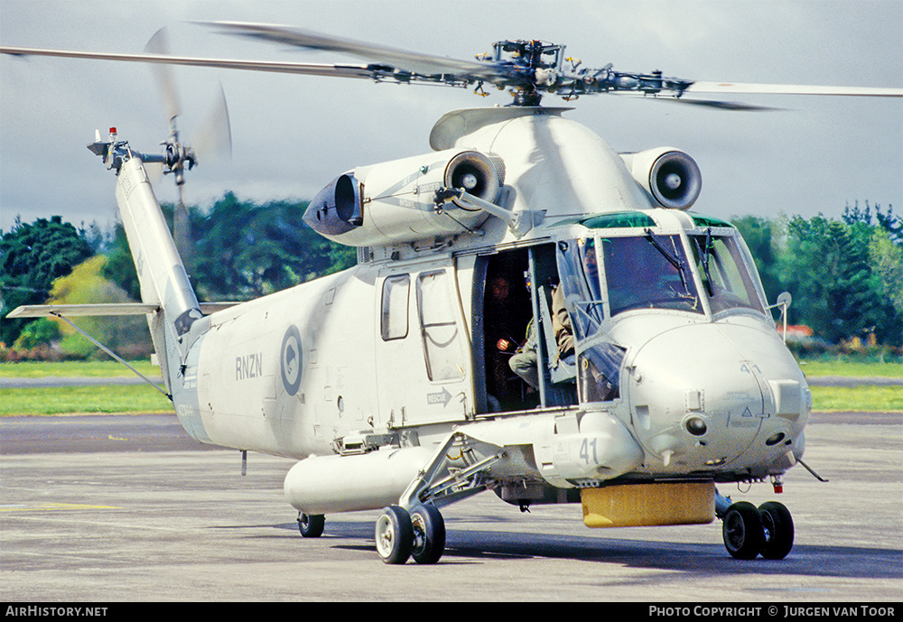 Aircraft Photo of NZ3441 | Kaman SH-2F Seasprite (K-888) | New Zealand - Air Force | AirHistory.net #430814