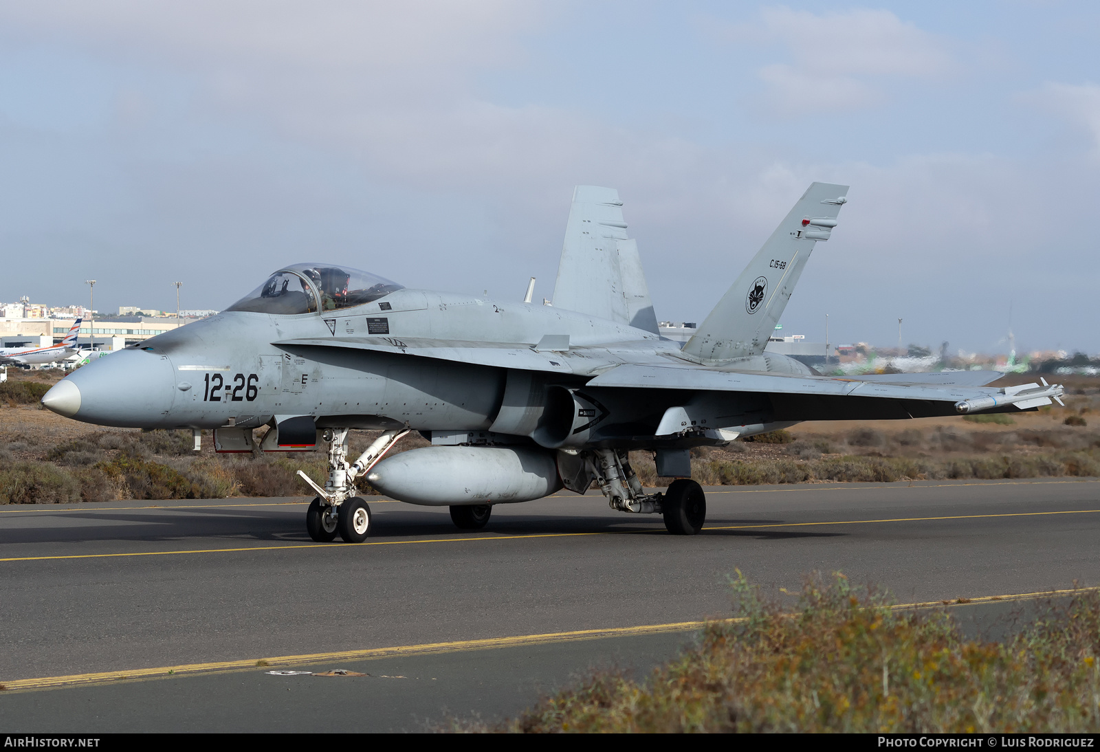 Aircraft Photo of C.15-68 | McDonnell Douglas EF-18M Hornet | Spain - Air Force | AirHistory.net #430975