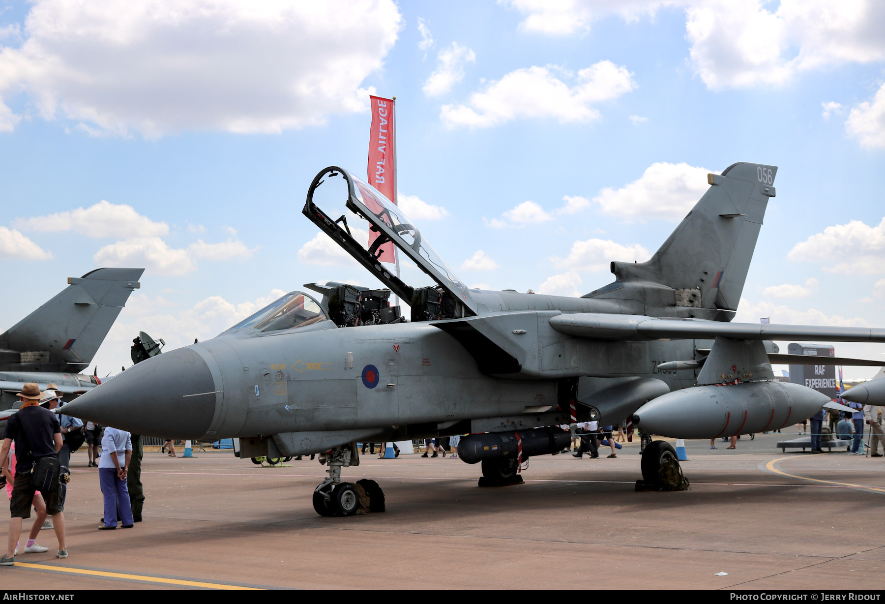 Aircraft Photo of ZA588 | Panavia Tornado GR4 | UK - Air Force | AirHistory.net #430995