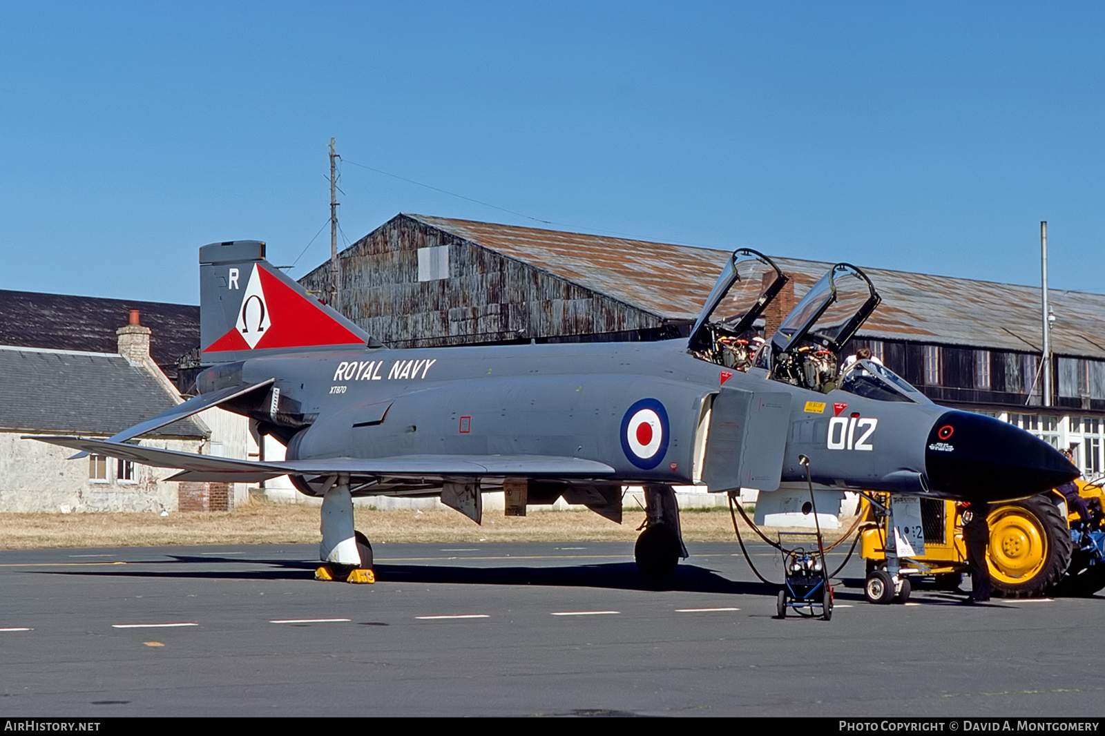 Aircraft Photo of XT870 | McDonnell Douglas F-4K Phantom FG1 | UK - Navy | AirHistory.net #431033