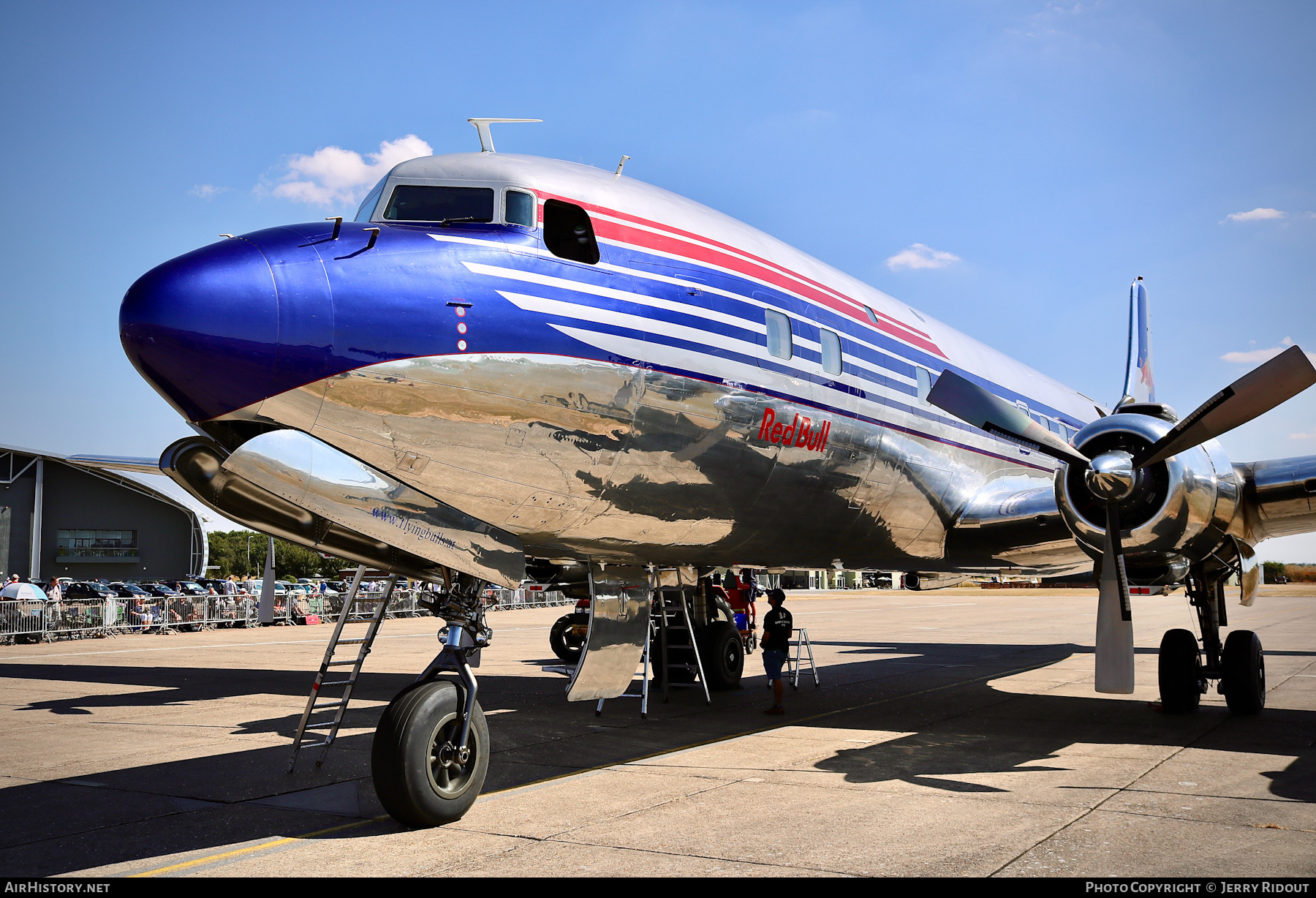 Aircraft Photo of OE-LDM | Douglas DC-6B | Red Bull | AirHistory.net #431053