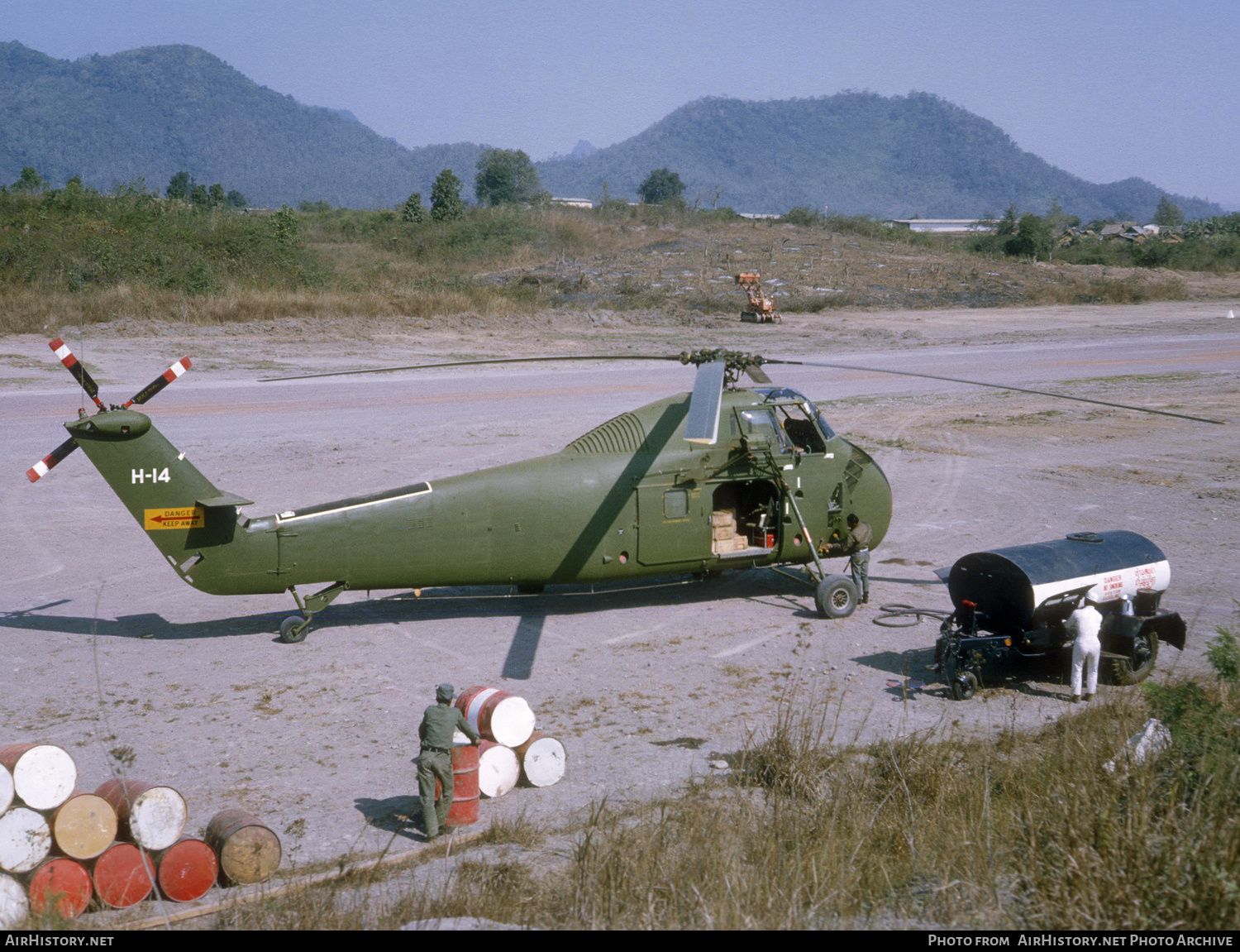 Aircraft Photo of H-14 | Sikorsky UH-34D Seahorse | Air America | AirHistory.net #431060