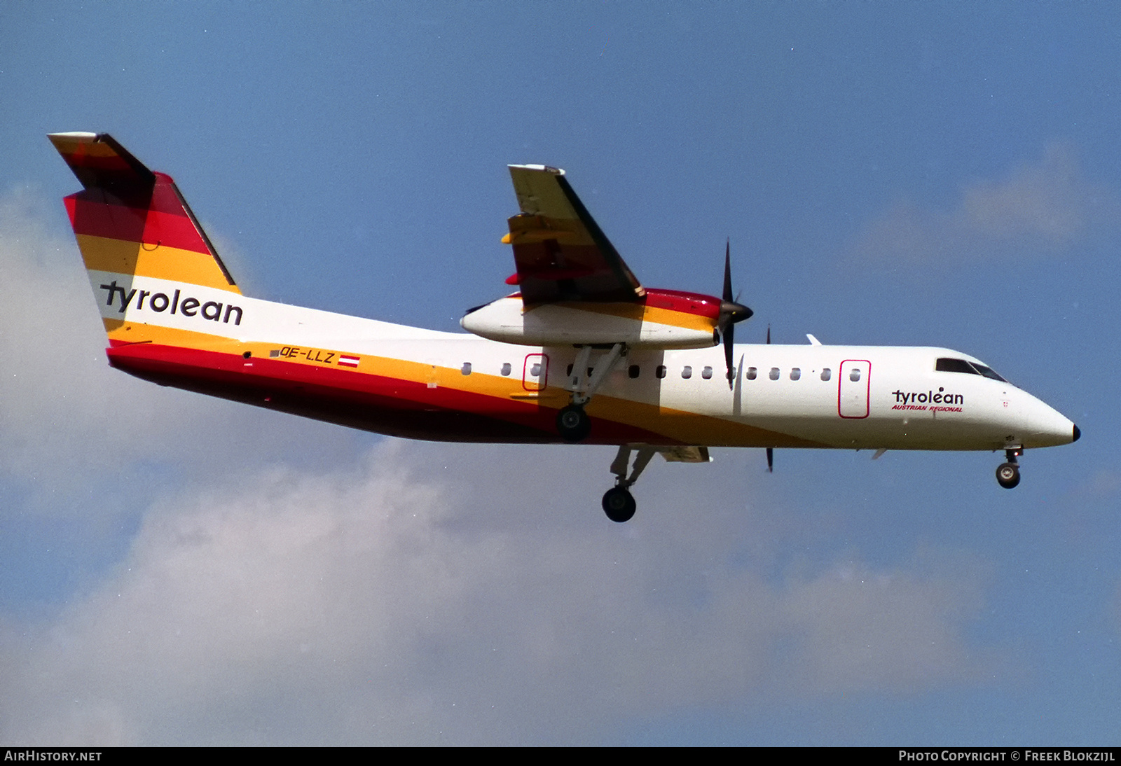 Aircraft Photo of OE-LLZ | De Havilland Canada DHC-8-311A Dash 8 | Tyrolean Airways | AirHistory.net #431081