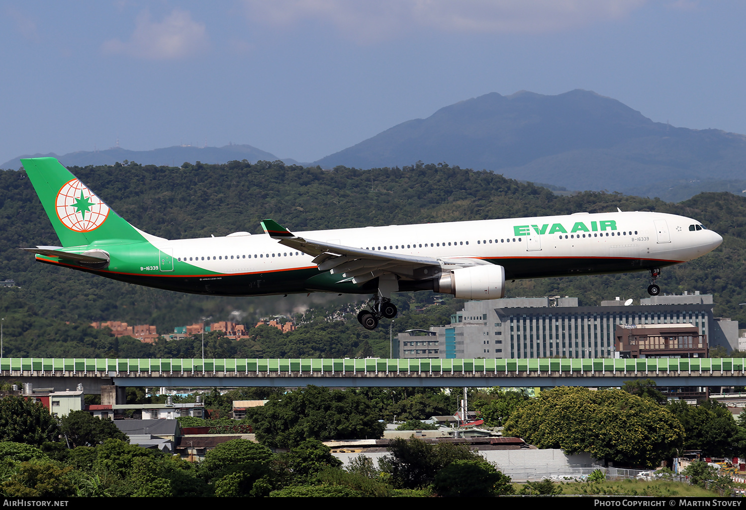 Aircraft Photo of B-16339 | Airbus A330-302E | EVA Air | AirHistory.net #431250