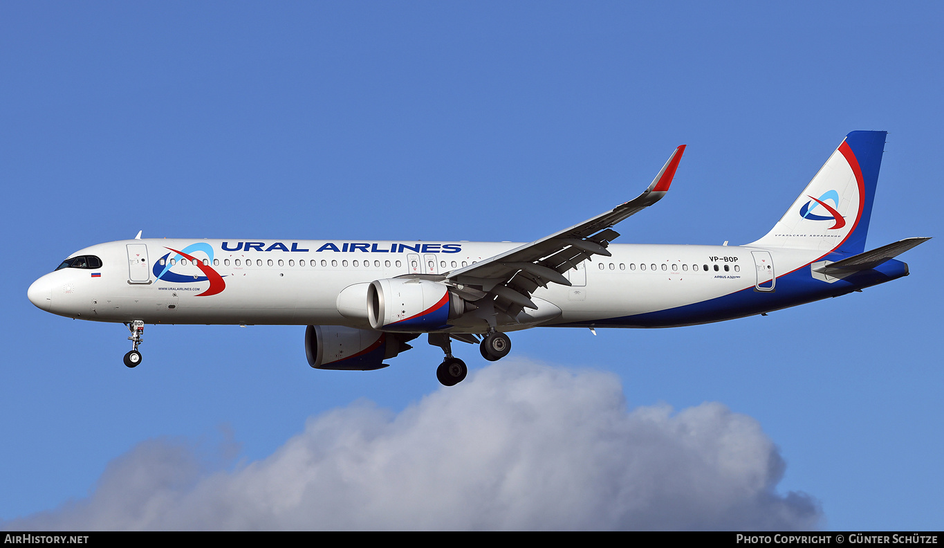 Aircraft Photo of VP-BOP | Airbus A321-251NX | Ural Airlines | AirHistory.net #431316