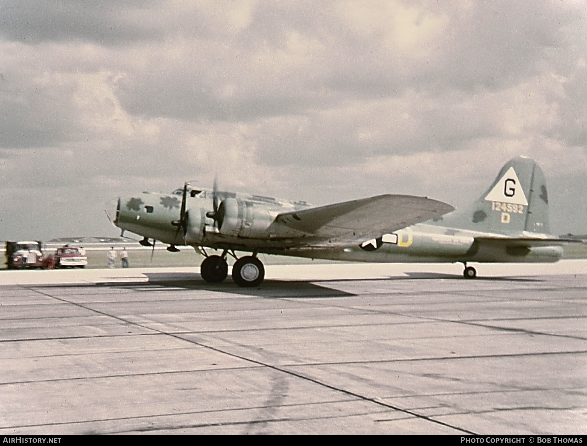 Aircraft Photo of N7227C / 124592 | Boeing B-17G Flying Fortress | Confederate Air Force | USA - Air Force | AirHistory.net #431364