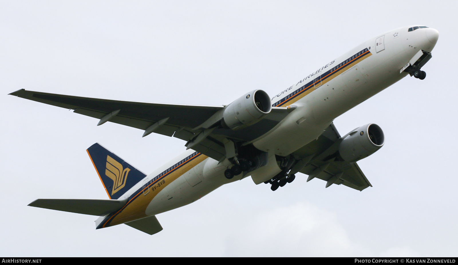 Aircraft Photo of 9V-SVB | Boeing 777-212/ER | Singapore Airlines | AirHistory.net #431378