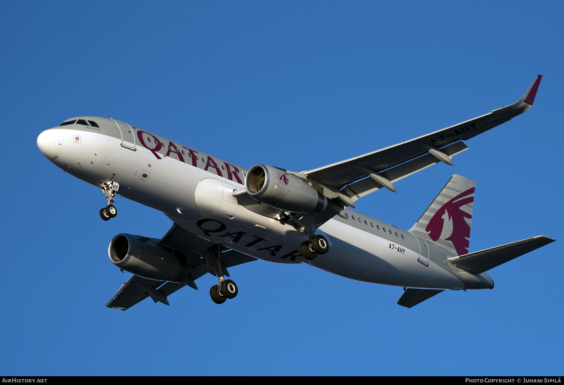 Aircraft Photo of A7-AHY | Airbus A320-232 | Qatar Airways | AirHistory.net #431605