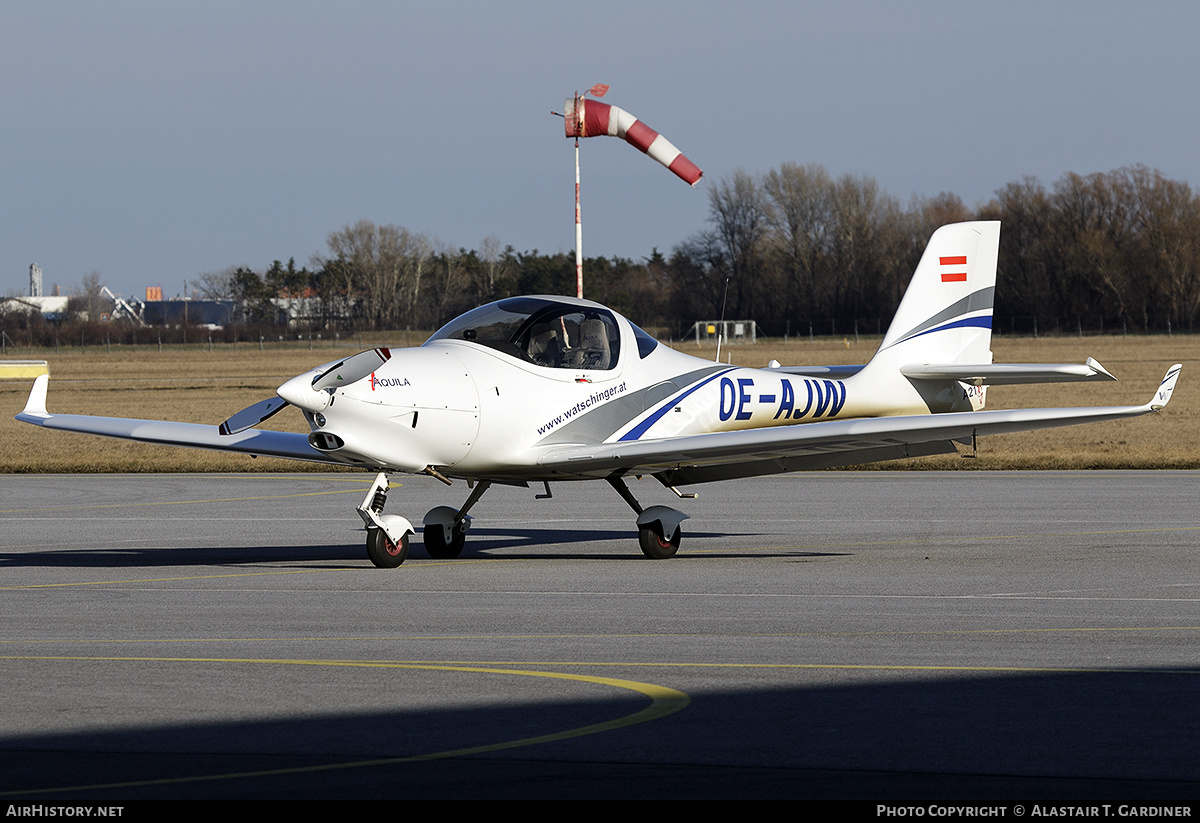Aircraft Photo of OE-AJW | Aquila AT01 A211 | Flugschule Watschinger | AirHistory.net #431726
