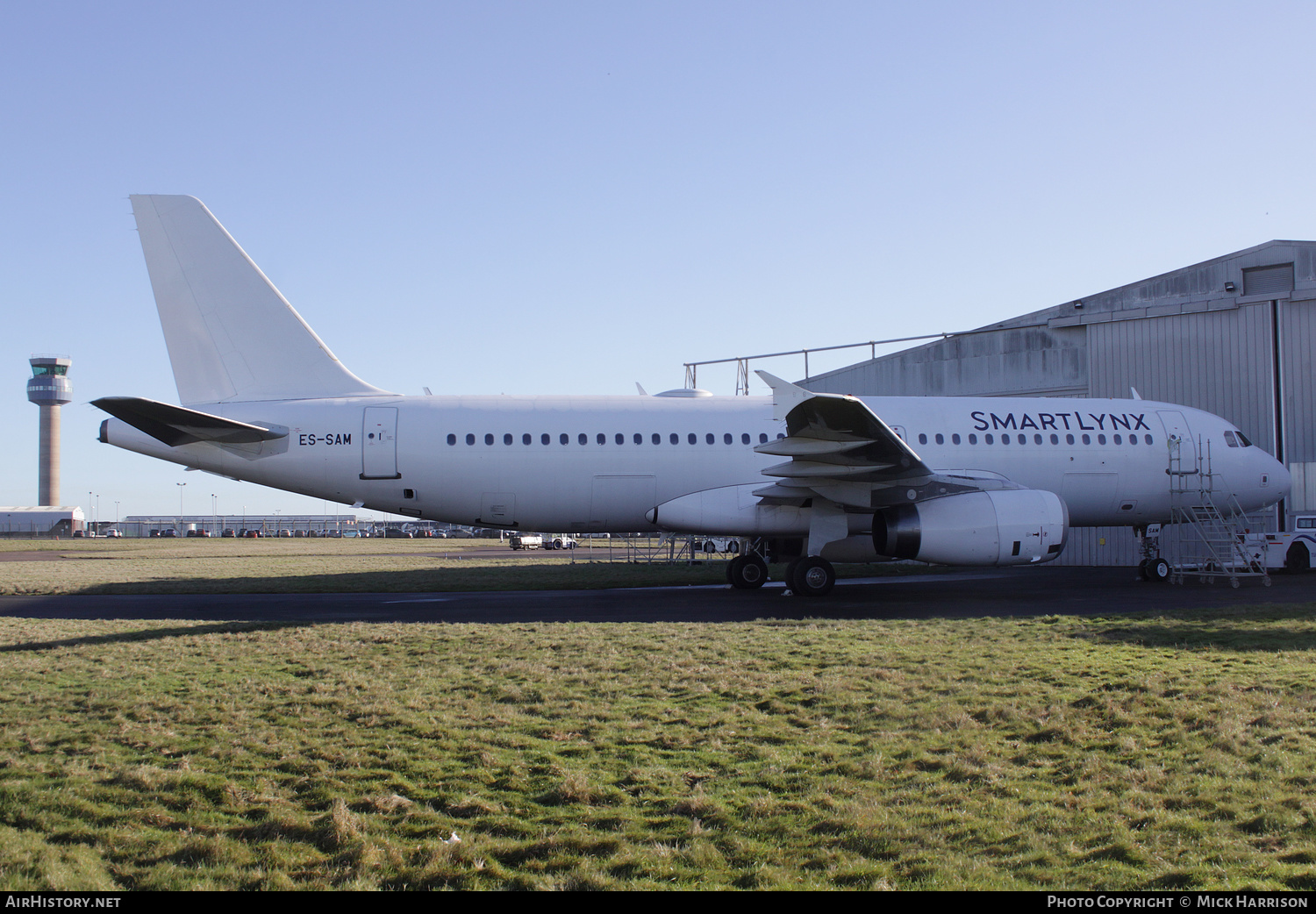 Aircraft Photo of ES-SAM | Airbus A320-232 | SmartLynx Airlines | AirHistory.net #431750